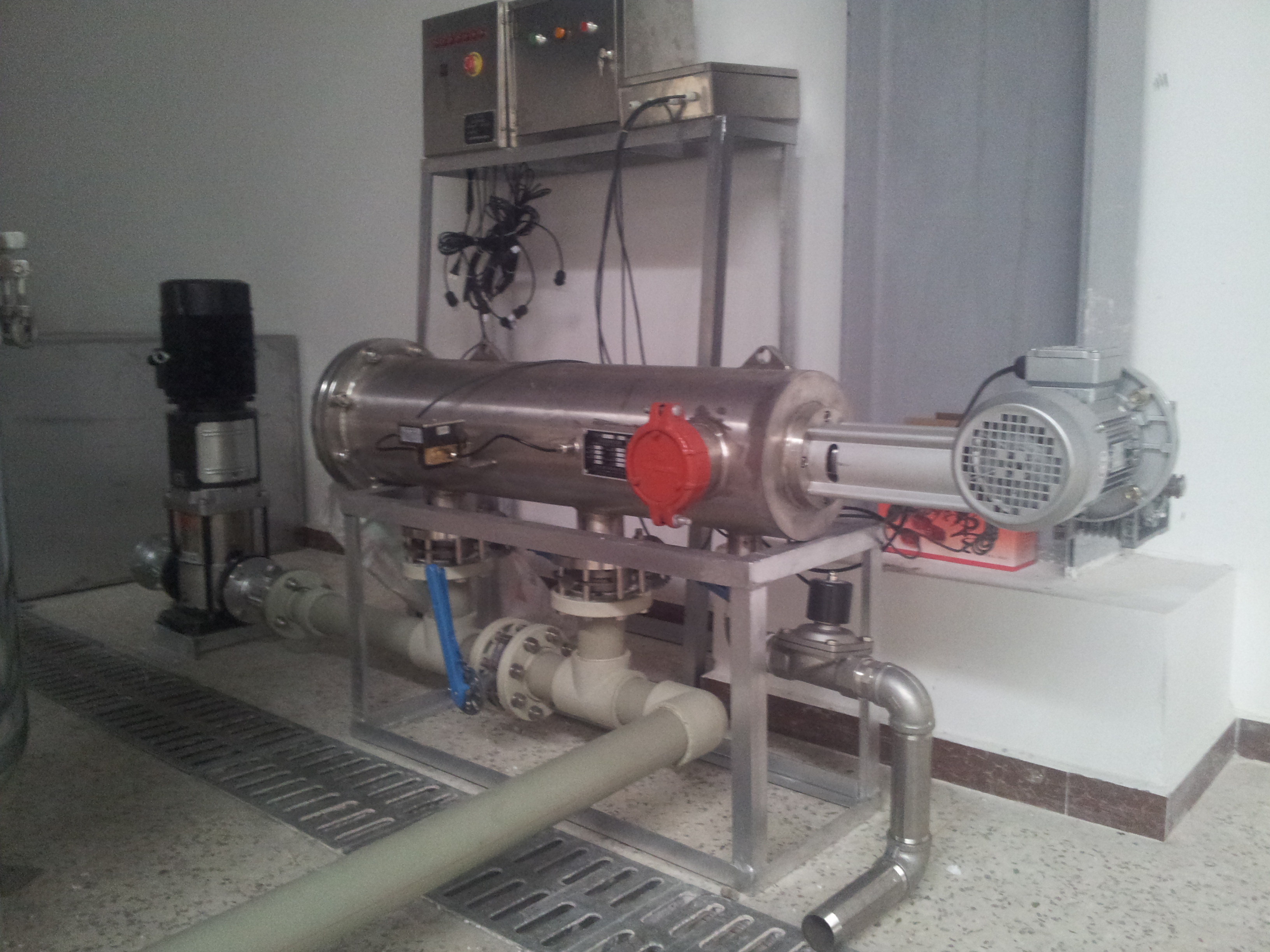 全自動過濾器對付醫藥廢水有絕招